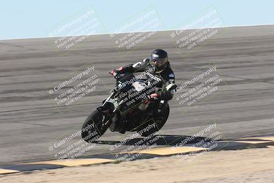 media/Oct-13-2025-Moto Forza (Mon) [[a66d839500]]/4-C Group/Session 2 (Bowl)/